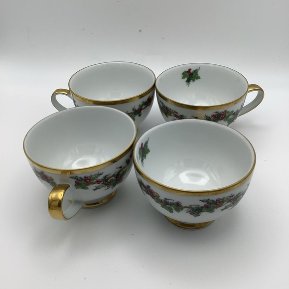 Vintage The Holly and the Ivy Royal Gallery Set of Four Cups and Saucers - Picture 6 of 9